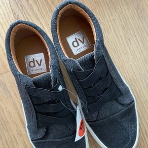 DV sneakers
